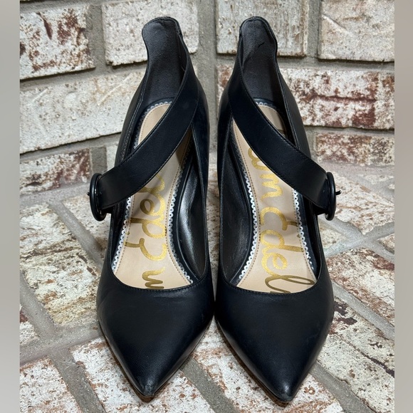 Sam Edelman Shoes - Sam Edelman Black Leather Hinda Cross Strap Pointed-Toe Pumps Heels